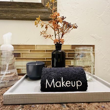 Home Sweet Idahome, Feels Like Home With All The Decor You Wish You Could Afford King Bed In Master, Fully Fenced Dog Friendly Yard, A Few Blocks From Bsu And Downtown Boise, Your Perfect Stay! Dış mekan fotoğraf