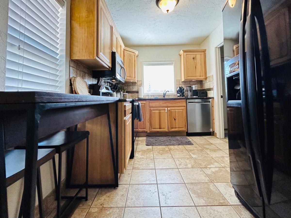 Home Sweet Idahome, Feels Like Home With All The Decor You Wish You Could Afford King Bed In Master, Fully Fenced Dog Friendly Yard, A Few Blocks From Bsu And Downtown Boise, Your Perfect Stay! Dış mekan fotoğraf